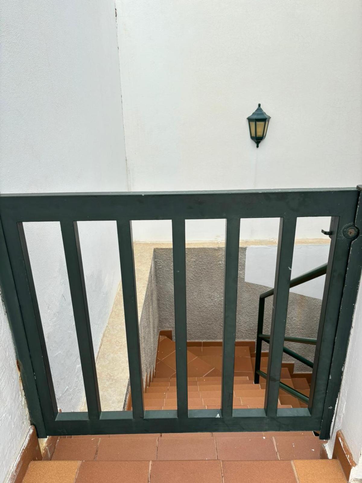 Abades  Habitacion En Un Bajo 2 Camas Individual Casa Compartida מראה חיצוני תמונה