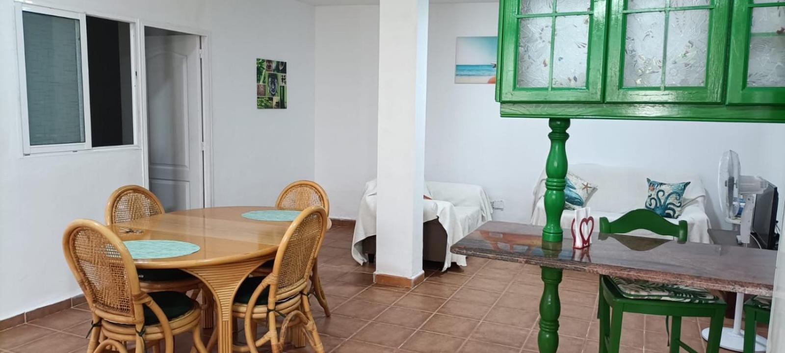 Abades  Habitacion En Un Bajo 2 Camas Individual Casa Compartida מראה חיצוני תמונה
